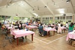 家人與長輩合力完成手作乳液