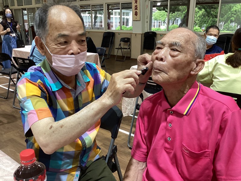 親屬互動