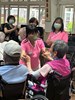 團員與長輩互動